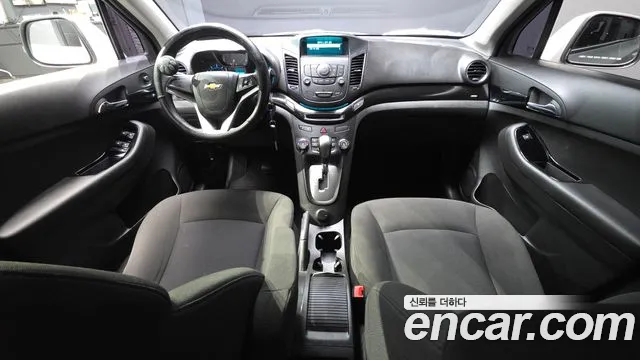 Chevrolet Korea Orlando — интерьер