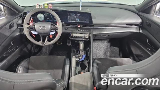 Hyundai Elantra — интерьер