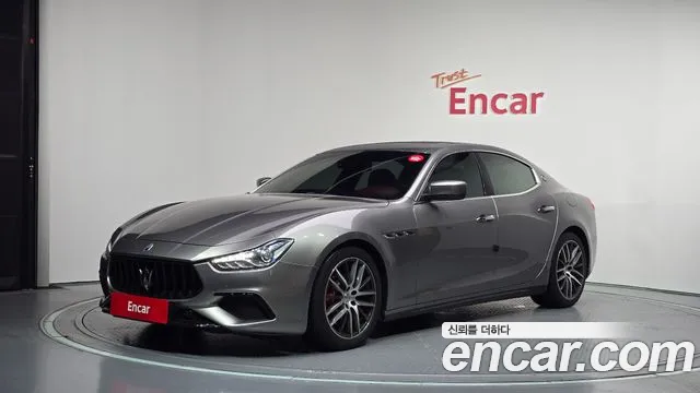 Maserati Ghibli