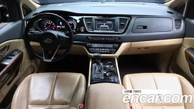 Kia Carnival — интерьер