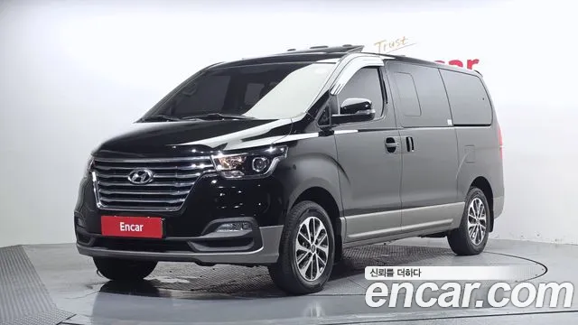 Hyundai Starex