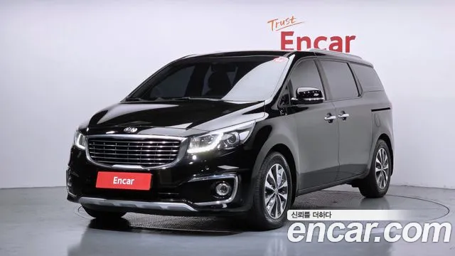 Kia Carnival — экстерьер