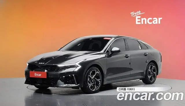 Kia K5 — экстерьер
