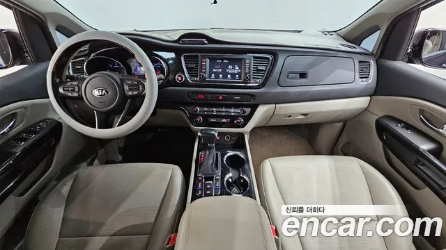 Kia Carnival — интерьер