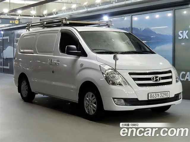 Hyundai Starex
