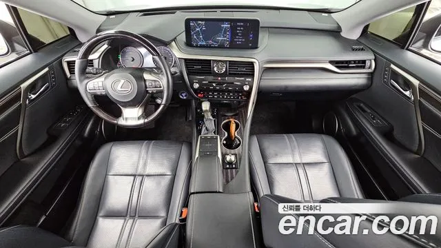 Lexus RX — интерьер