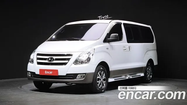 Hyundai Starex