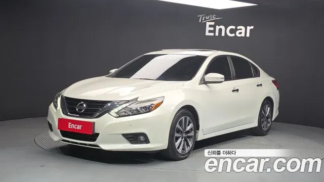 Nissan Altima