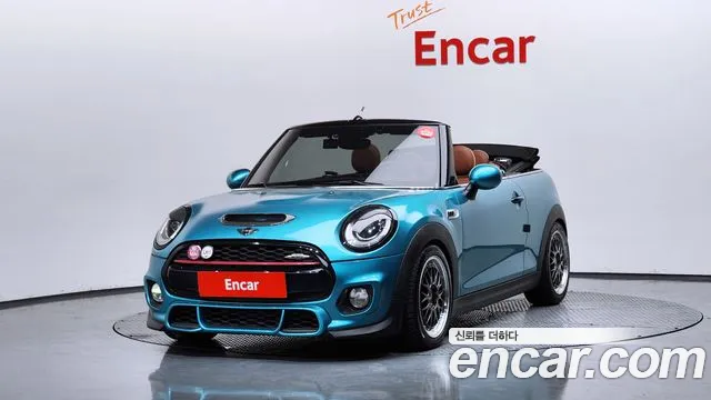 MINI Cooper Convertible