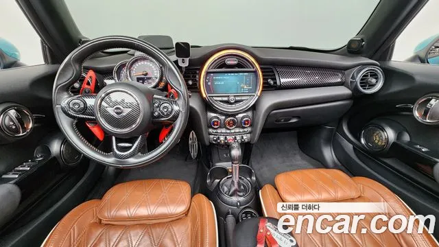 MINI Cooper Convertible — интерьер