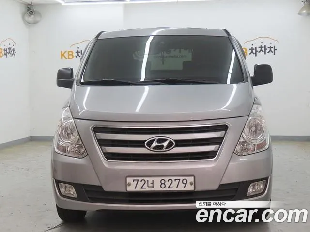 Hyundai Starex