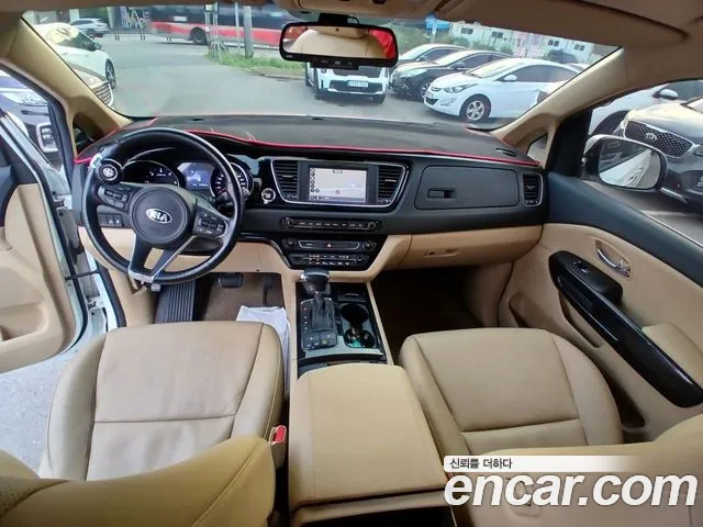 Kia Carnival — интерьер