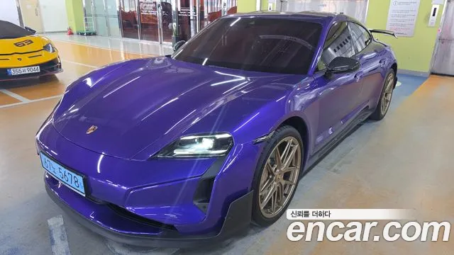 Porsche Taycan
