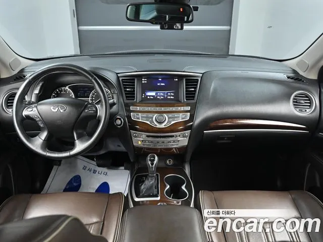 Infiniti QX60 — интерьер