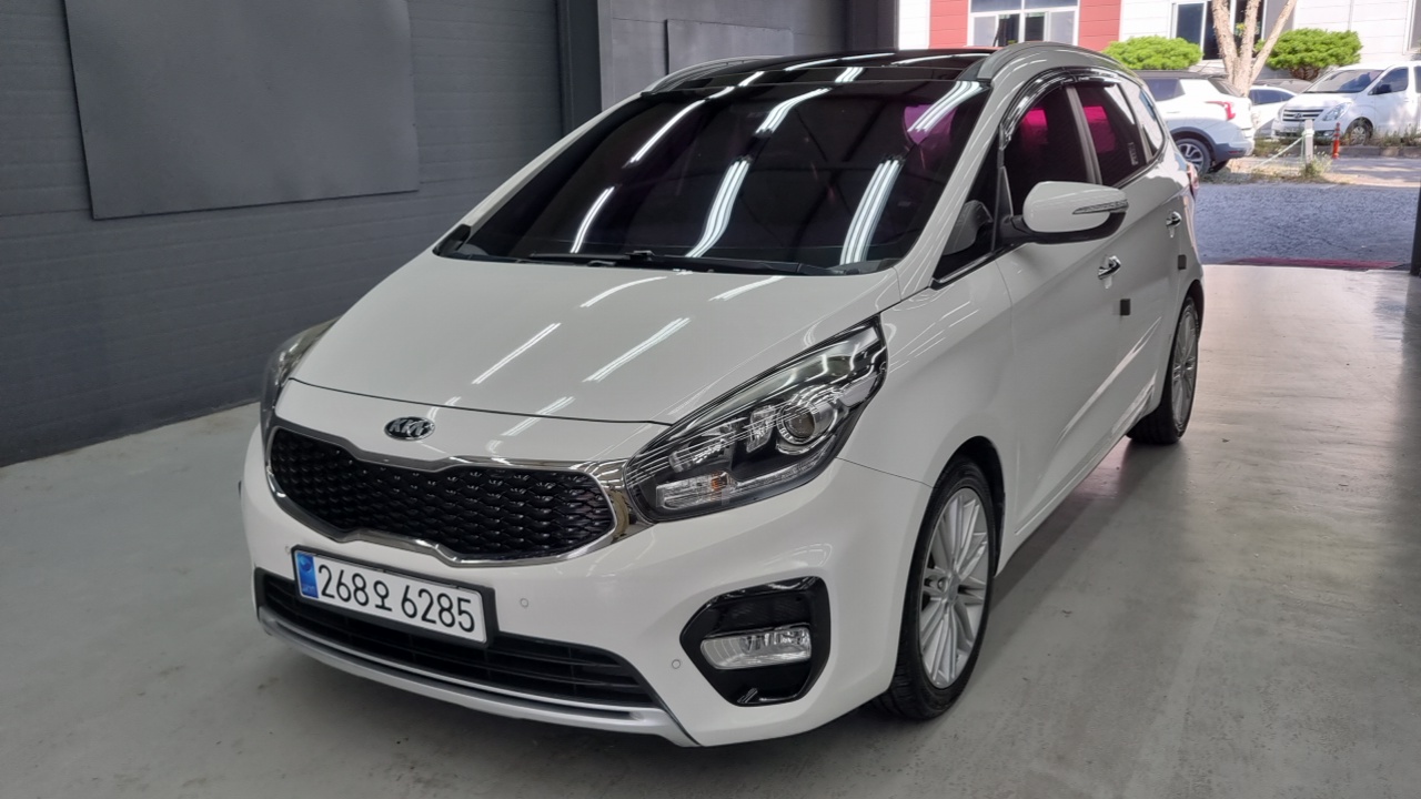 Kia Carens