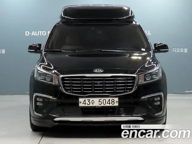 Kia Carnival — экстерьер