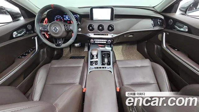 Kia Stinger — интерьер
