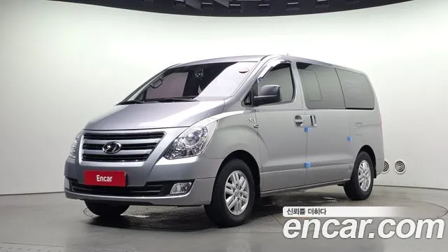 Hyundai Starex