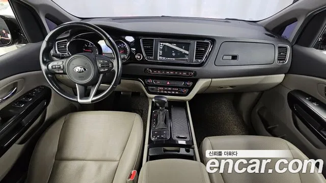 Kia Carnival — интерьер