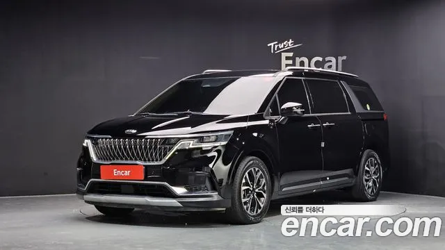 Kia Carnival — экстерьер