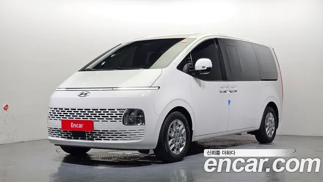 Hyundai Staria