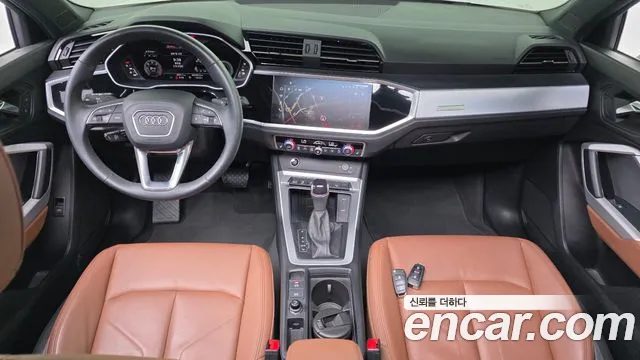 Audi Q3 — интерьер