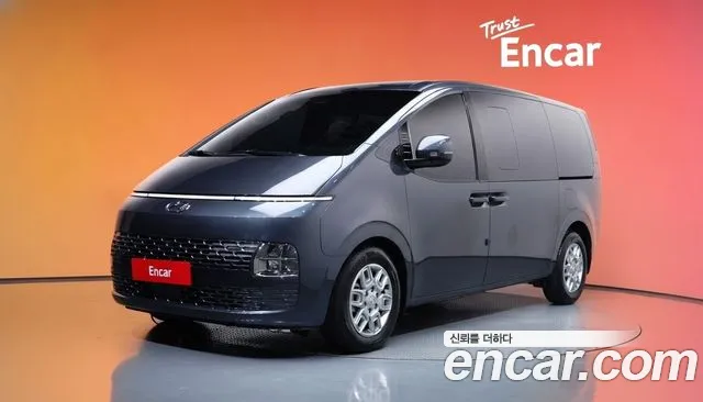 Hyundai Staria
