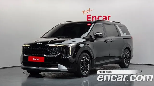 Kia Carnival — экстерьер