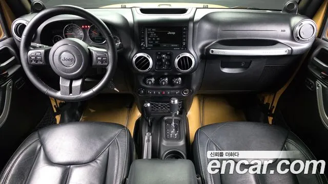 Jeep Wrangler — интерьер