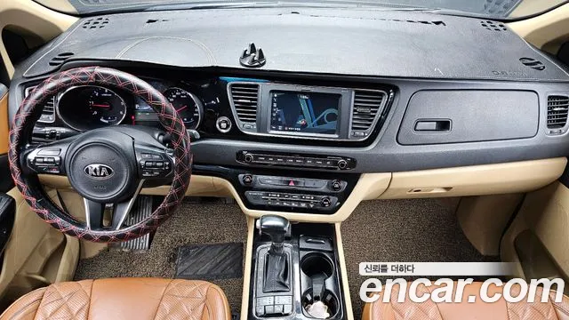 Kia Carnival — интерьер