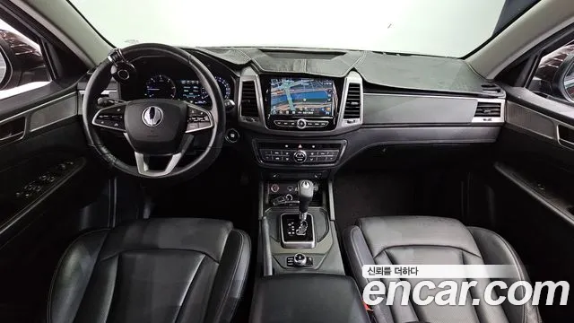 KG Mobility Rexton — интерьер