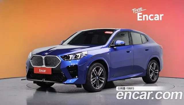 BMW iX2
