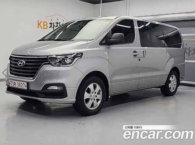Hyundai Starex