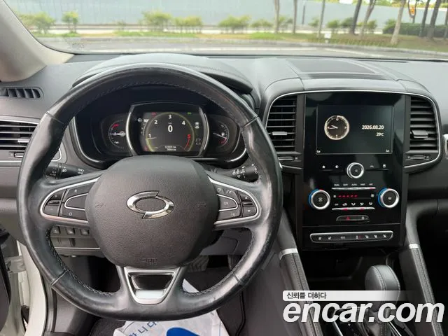Renault Korea QM6 — интерьер