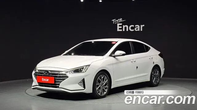 Hyundai Elantra — экстерьер