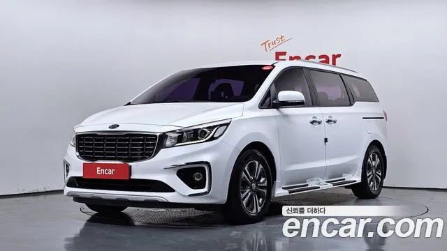 Kia Carnival — экстерьер