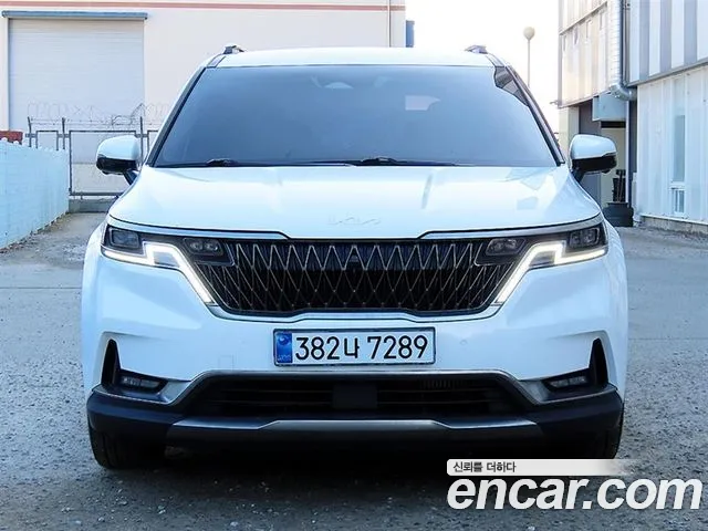 Kia Carnival — экстерьер