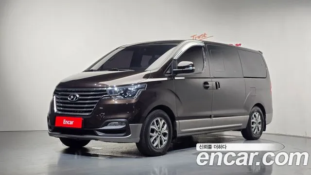 Hyundai Starex