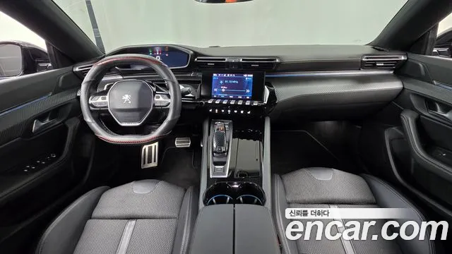 Peugeot 508 — интерьер