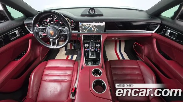 Porsche Panamera — интерьер
