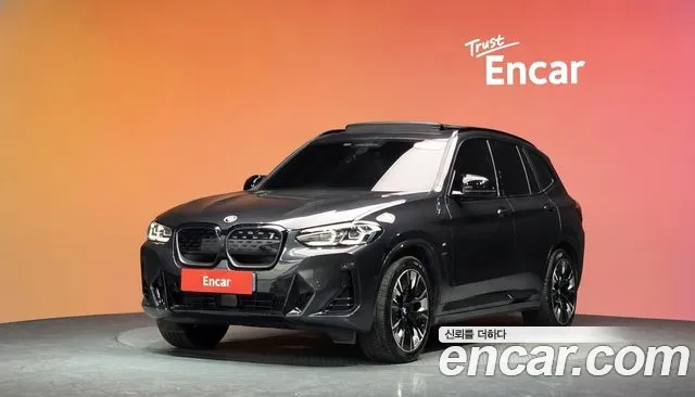 BMW iX3