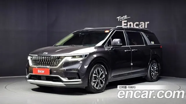 Kia Carnival — экстерьер
