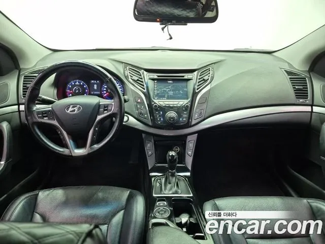 Hyundai i40 — интерьер