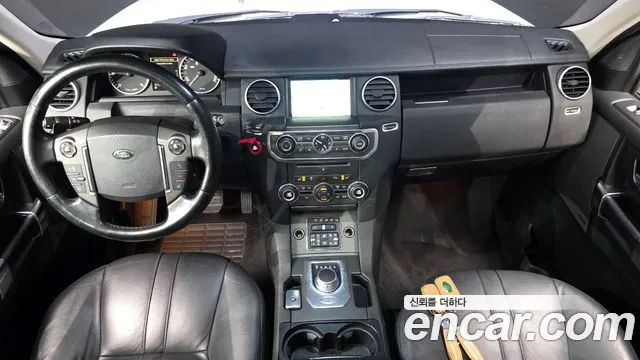 Land Rover Discovery — интерьер