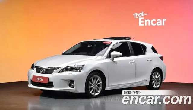 Lexus CT200h — экстерьер