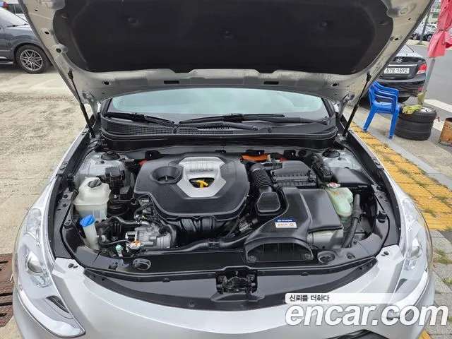 Hyundai Sonata — интерьер