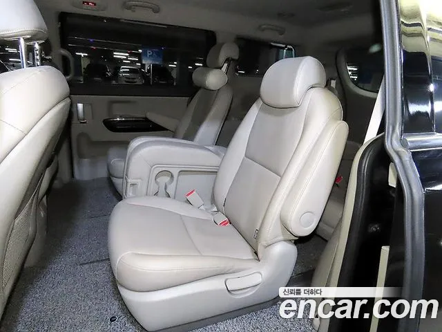 Kia Carnival — интерьер