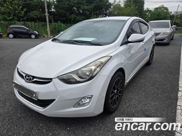 Hyundai Elantra — экстерьер