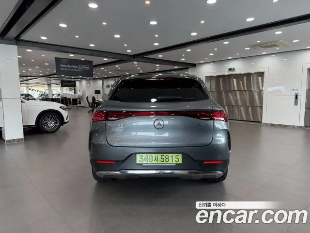 Mercedes-Benz EQE — интерьер