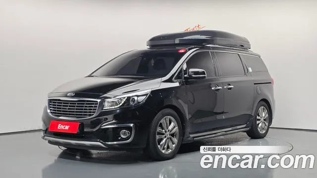 Kia Carnival — экстерьер
